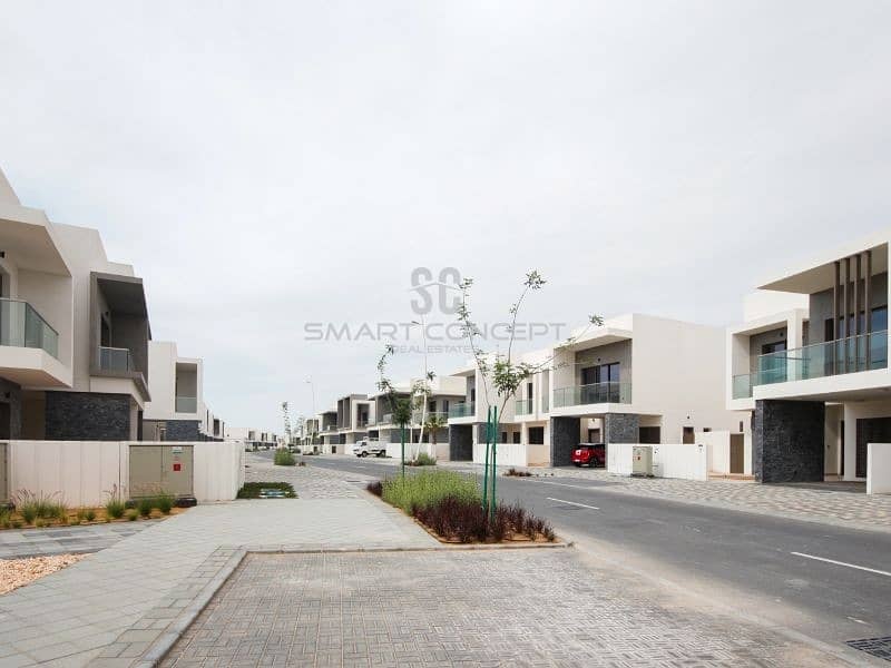 Luxury Laden Living| Prime Location| Move in today Luxury Laden Living| Prime Location| Move in today