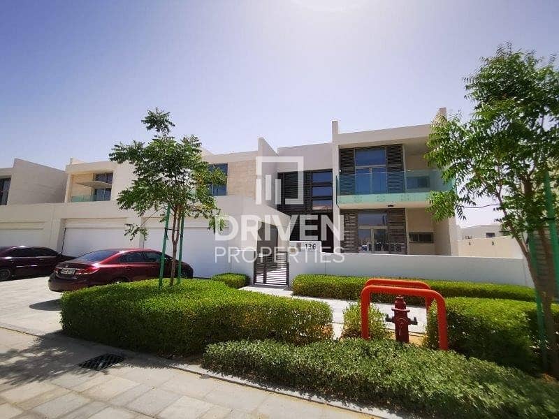 Type C Contemporary Designed 6 Bed Villa