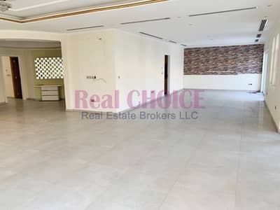Large 5BR Regional Villa With Private Pool Large 5BR Regional Villa With Private Pool