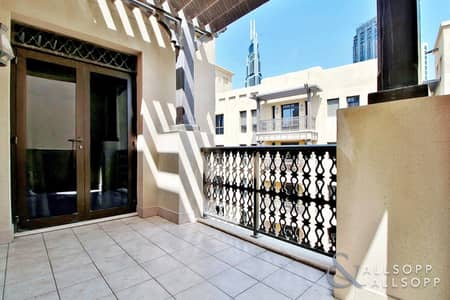 Pool View | Spacious | 1 Bedroom | Vacant Pool View | Spacious | 1 Bedroom | Vacant