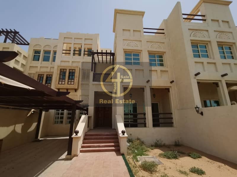 Luxury 5 BR Villa Maid's + Garden  in Al Nahyan