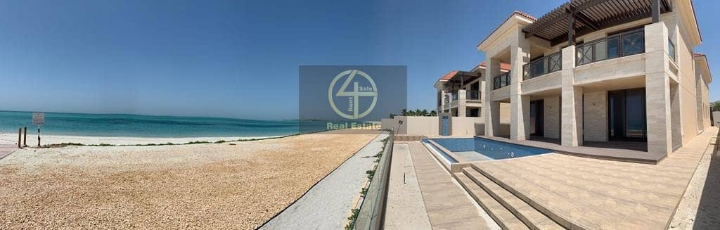 Stunning Prestigious Beachfront Villa with Pool!