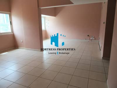 HOT DEAL !! Spacious Yet Cozy With A Great Shed | 3BHK + Maidsroom & Balcony HOT DEAL !! Spacious Yet Cozy With A Great Shed | 3BHK + Maidsroom & Balcony