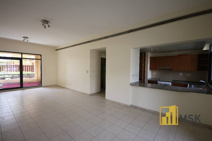 Chiller Free | 2 Beds+S+2 Balconies | Next to Souq