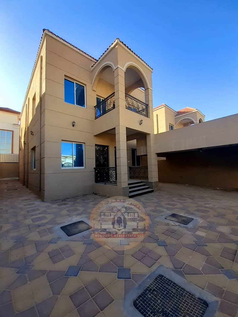 Villa for sale in Ajman, Al Mowaihat area, with new electricity and water, next to a mosque, with the possibility of bank financing