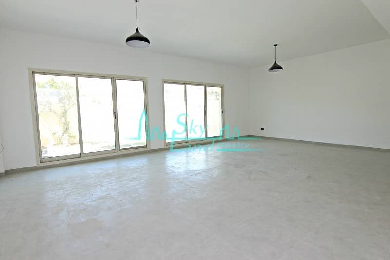 5 Renovated 4 Bed|Shared Pool|Gym|Tennis Court
