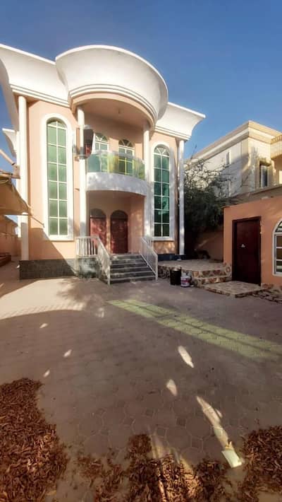 BEST PRICE - 5 BEDROOM HALL MAJLIS AND EXTRA MAJLIS OUTSIDE - NEAR TO MAIN SHEIKH AMMAR ROAD