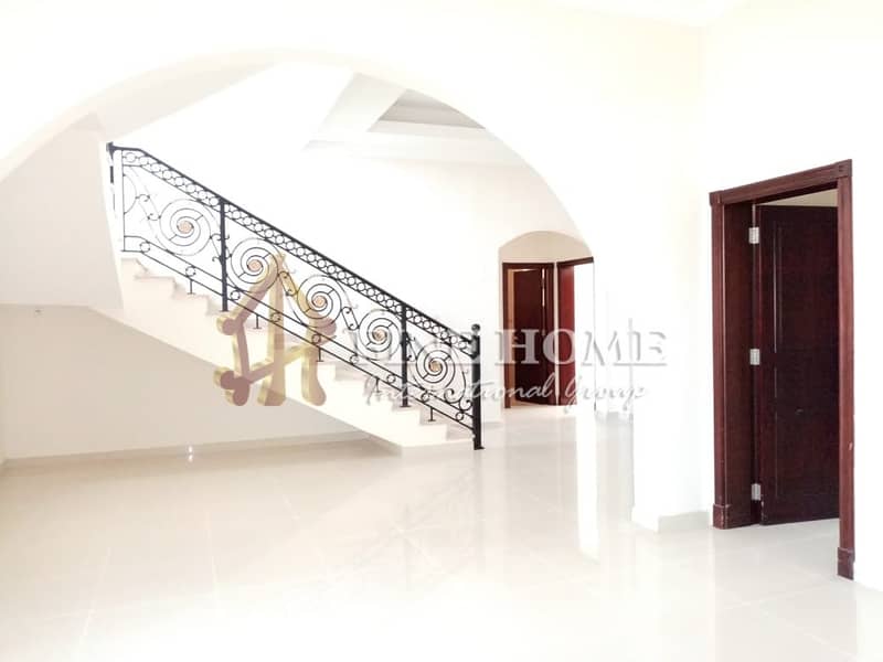 Spcaious 7BR Villa +M ! Spcaious 7BR Villa +M !