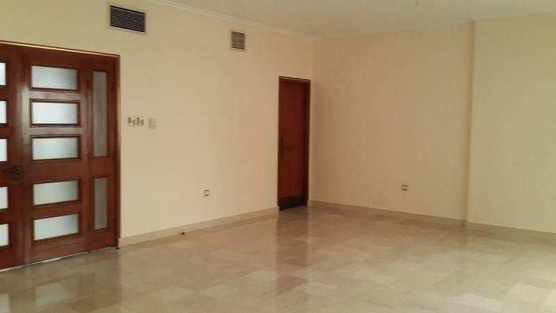 شقة في المركز التجاري العالمي أبوظبي،المركزية 4 غرف 95000 درهم - 4601701