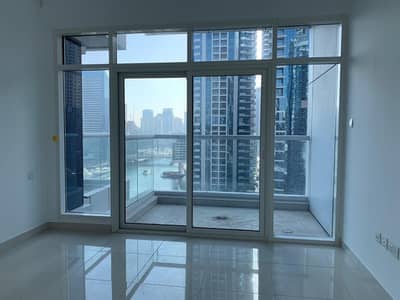 80000 today hot offer amazing huge 2 bedroom apartment /maid room with full marina view build in kitchen appliances No commission direct from the owner