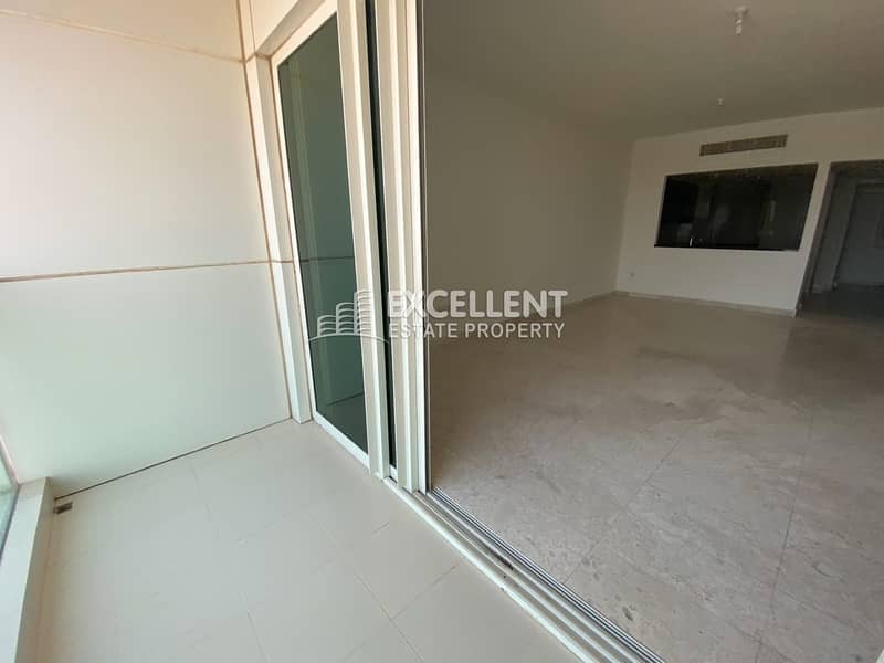 Fantastic 2BH Apt| Balcony| Parking| Facilities Fantastic 2BH Apt| Balcony| Parking| Facilities