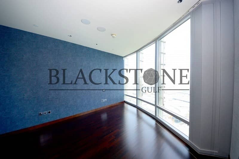 6 2BR + STUDY APT | STUNNING FOUNTAIN VIEW