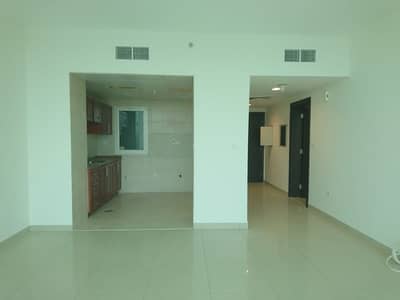 Amazing 1 Bedroom with 2 bathroom Facilities and Basement Parking Amazing 1 Bedroom with 2 bathroom Facilities and Basement Parking