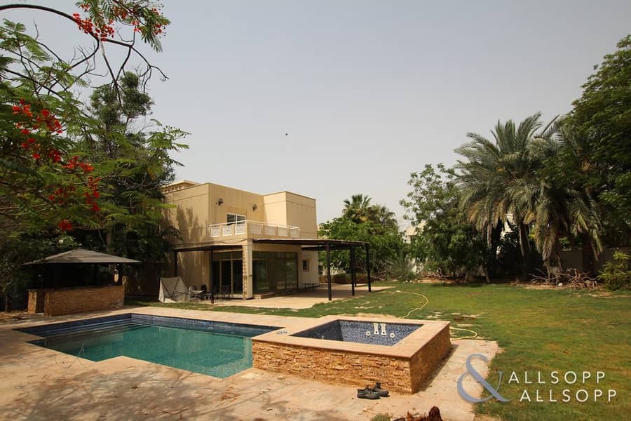 Private Pool | Upgraded | 4 Beds Huge Plot