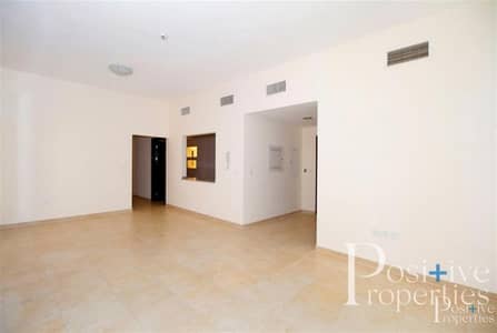 HOT DEAL! Three Bedroom Ground Floor Terrace For Sale HOT DEAL! Three Bedroom Ground Floor Terrace For Sale
