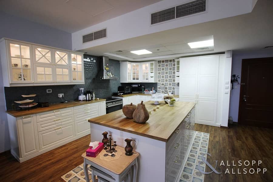3 Bedrooms | Large Balcony | 2931 Sq. Ft. 3 Bedrooms | Large Balcony | 2931 Sq. Ft.