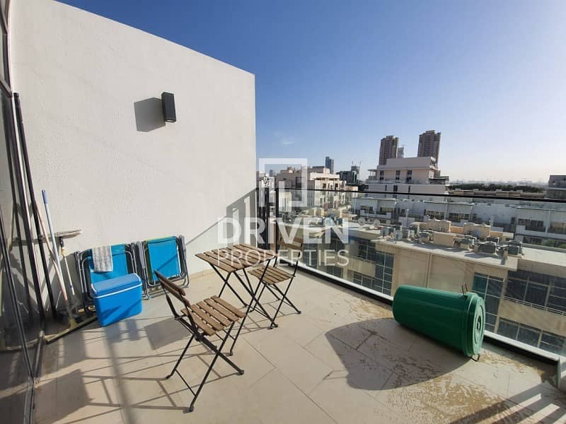 Amazing Duplex 1 Bedroom Unit with Terrace