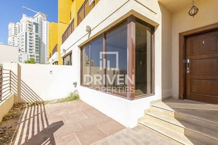 Well Maintained 4 Bedroom Villa for Rent Well Maintained 4 Bedroom Villa for Rent