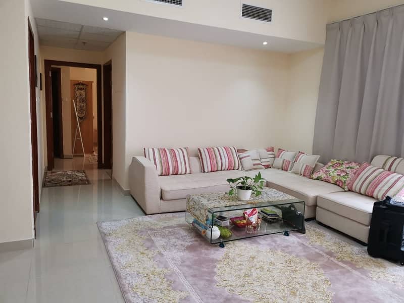 1 غرفة نوم مفروشة بالكامل للإيجار في الهلال الذهبي المرحلة 2 المدينة العالمية دبي