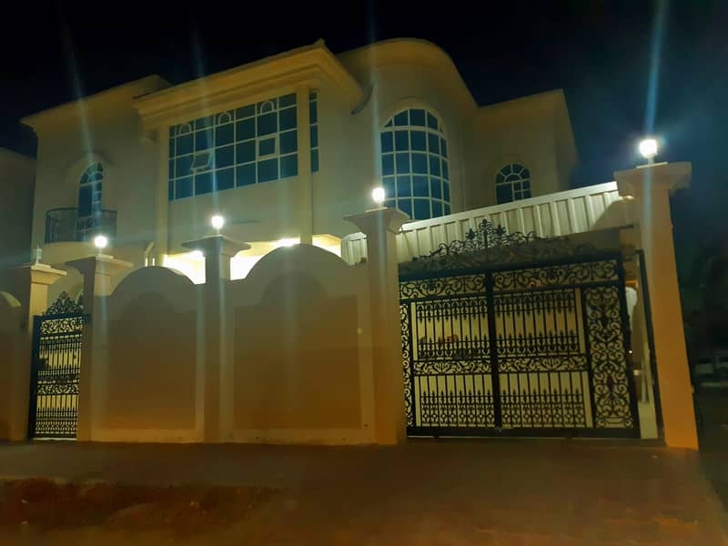 Villa for sale in Ajman, Al Rawda area, with electricity and water, at a very attractive price, with the possibility of bank financing