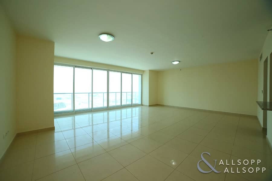 3 2 Bed | High Floor | Vacant | 2000 Sq Ft