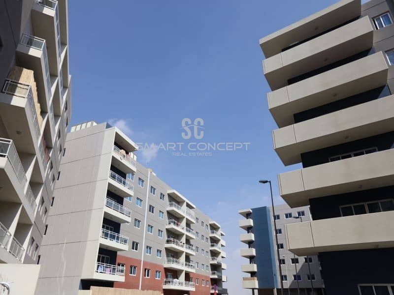 Prime location| Pool view| Perfectly finished Apt. Prime location| Pool view| Perfectly finished Apt.