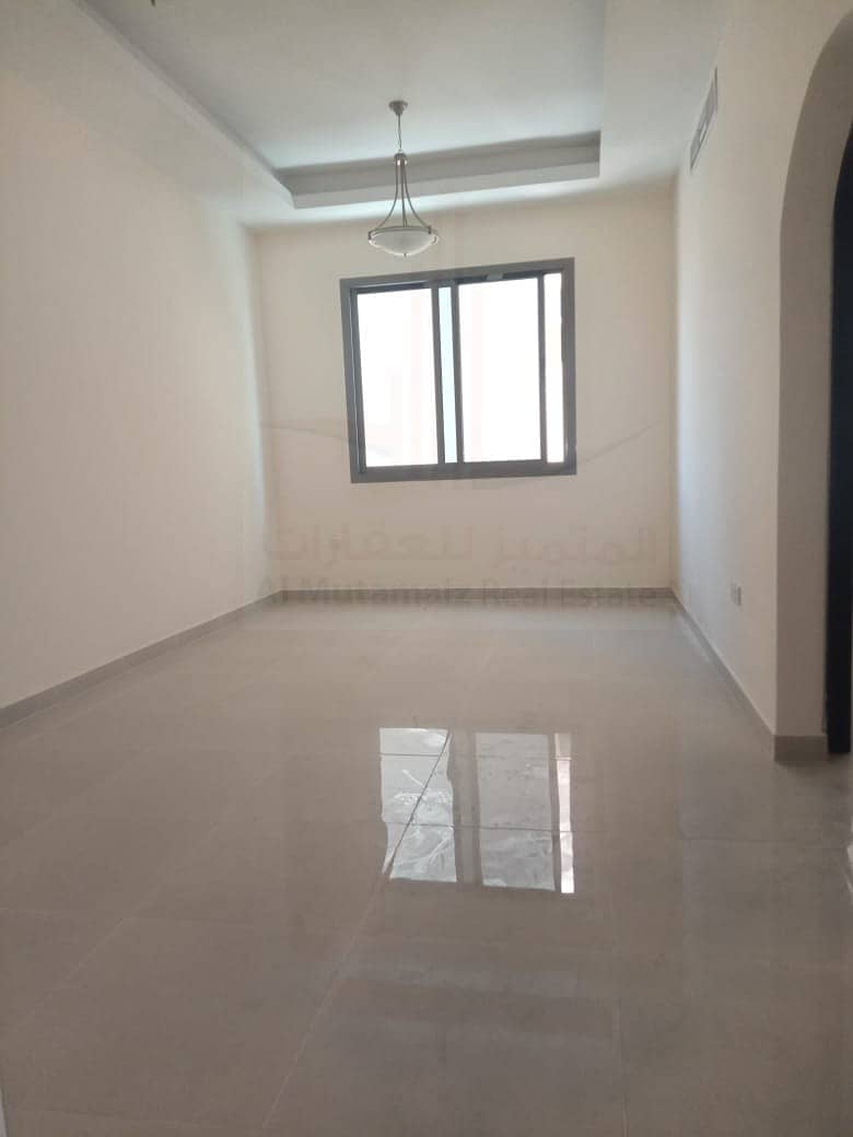 Apartment room and lounge for annual rent first inhabitant a very large area Apartment room and lounge for annual rent first inhabitant a very large area