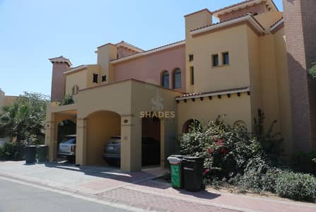 2 bedroom townhouse in showroom Mirdif 2 bedroom townhouse in showroom Mirdif