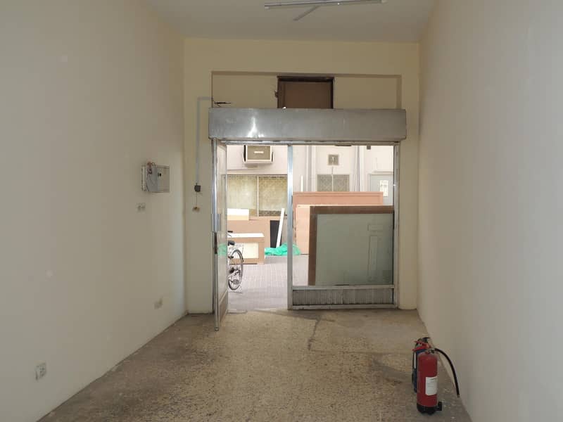 SHOP AVAILABLE FOR RENT NEAR ASTORIA HOTEL SHOP AVAILABLE FOR RENT NEAR ASTORIA HOTEL