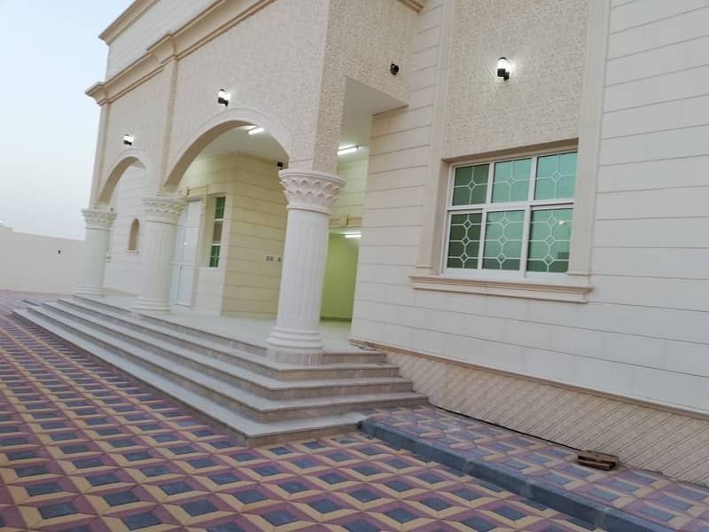 شقة في مدينة الرياض 2 غرف 45000 درهم - 4608113