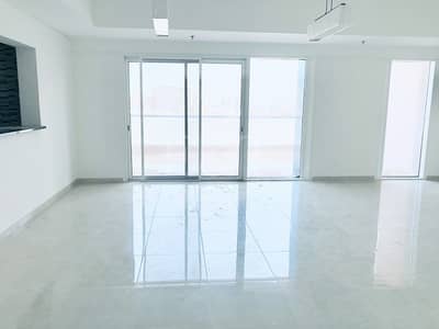 13 MONTHS | LARGE DUPLEX | LIMITED OFFER 13 MONTHS | LARGE DUPLEX | LIMITED OFFER