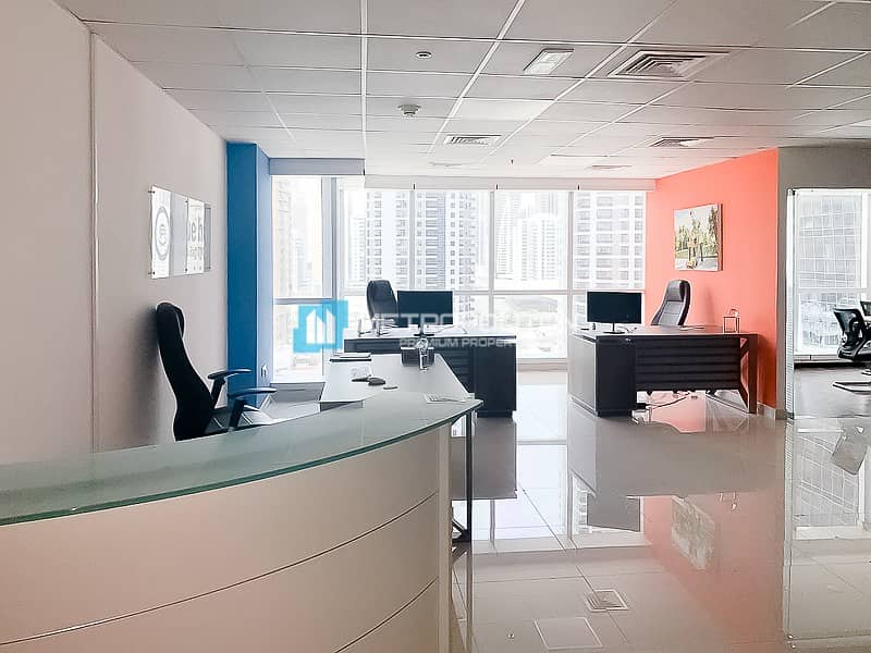 Exclusive Office/Full Lake View/Fitted Exclusive Office/Full Lake View/Fitted