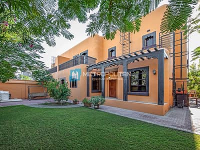 Excellent condition villa I Huge garden I Vacant Excellent condition villa I Huge garden I Vacant