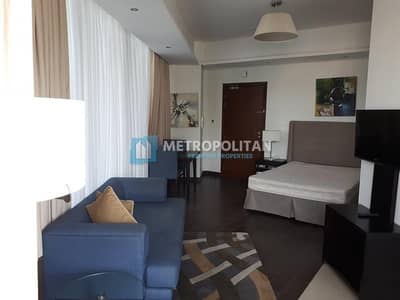 Cozy Fully Furnished Studio I Partial Canal View Cozy Fully Furnished Studio I Partial Canal View