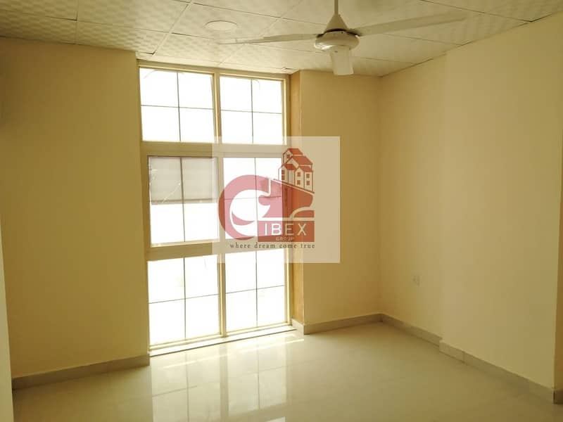 Cheapest 1bhk flat just 18k central ac with balcony on the road Muwilleh