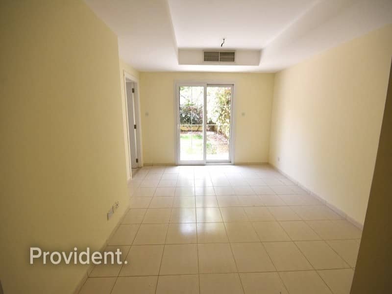 Well maintained | Extra large unit Close to Park