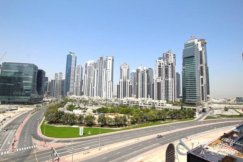 Rented | Large Terrace | Cash Seller | 1BR Rented | Large Terrace | Cash Seller | 1BR