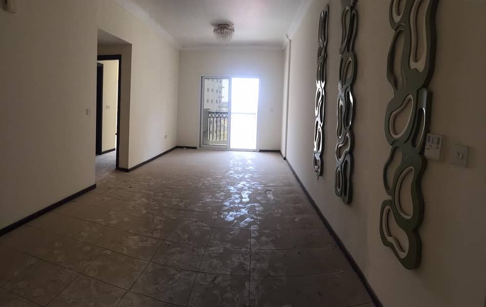 2 BEDROOM FOR SALE CBD 20 WITH BALCONY AND 2 PARKING VACANT UNIT 5th Floor VERY NICE DEAL