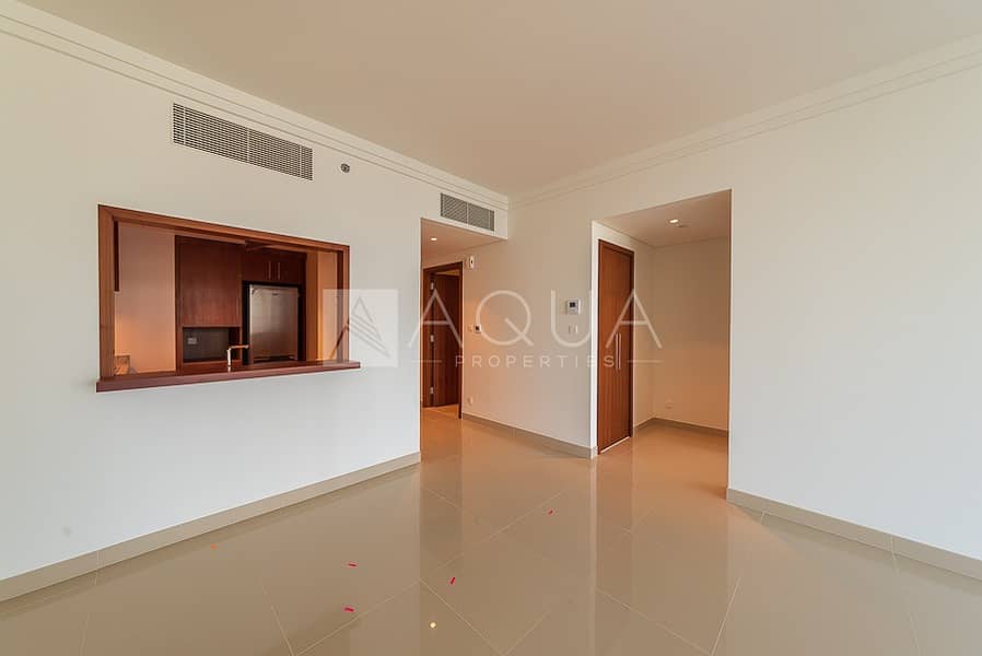 Spacious 1 Bedroom 07 Series | Pool View