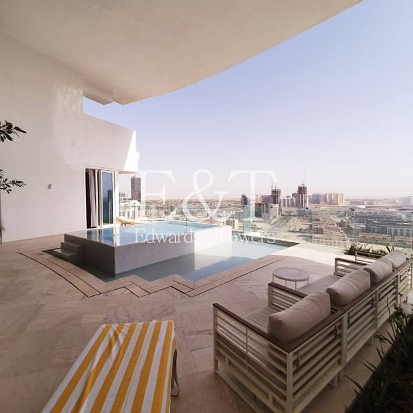 Vacant | High End  | Private Pool On The Balcony