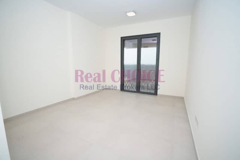 Available an amazing 3bedroom apartment in mirdif Available an amazing 3bedroom apartment in mirdif