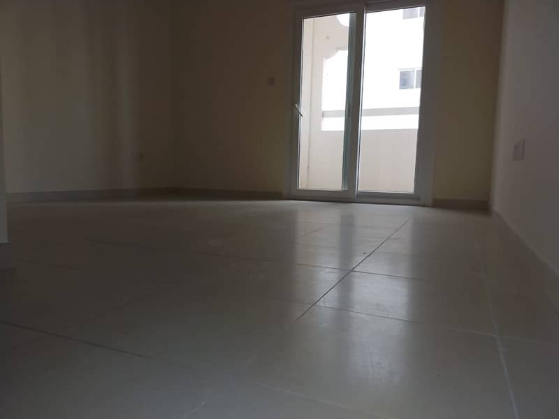 CHEAPEST 1BHK IN AL WARQAA JUST 30k ON PRIME LOCATION