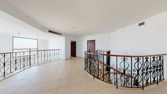 Towering 4-BR duplex with magnificent sea views Towering 4-BR duplex with magnificent sea views