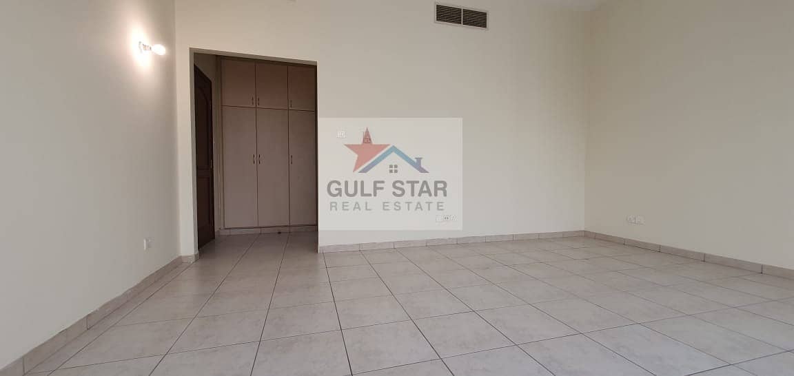 Spacious 3 Bedroom Apartment with Parking/Maids Room Spacious 3 Bedroom Apartment with Parking/Maids Room