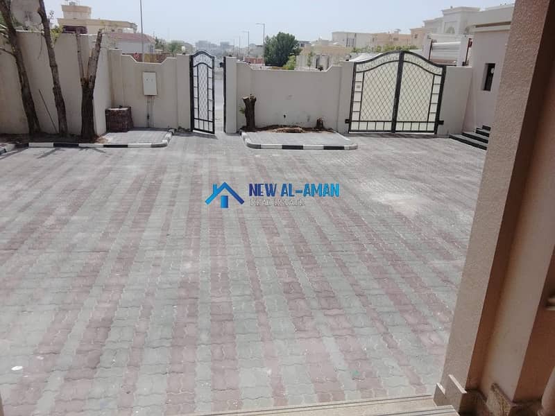Stand Alone 5 Master BR Villa | Driver Room Stand Alone 5 Master BR Villa | Driver Room
