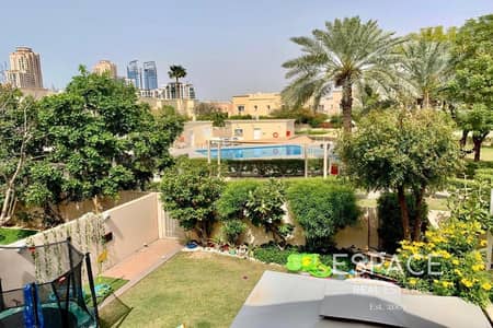 C Middle Villa Backing Park and Pool C Middle Villa Backing Park and Pool