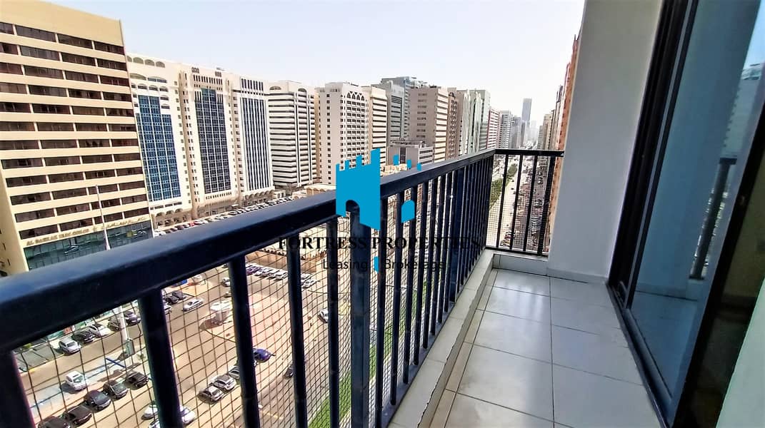 FAMILY SHARING/ STAFF ACCOMMODATION | 4BHK + Maidsroom & Balcony !!! FAMILY SHARING/ STAFF ACCOMMODATION | 4BHK + Maidsroom & Balcony !!!