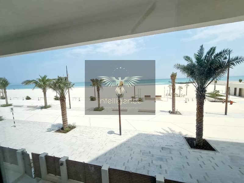 12 Breathtaking Full Sea View! Beachfront Townhouse!