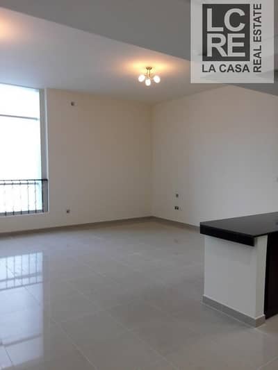 Giant Studio in High Floor I Rent Refund Giant Studio in High Floor I Rent Refund