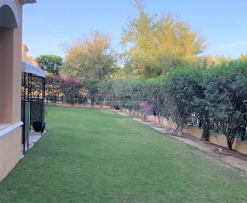 Larger landscaped garden type B vacant July Larger landscaped garden type B vacant July